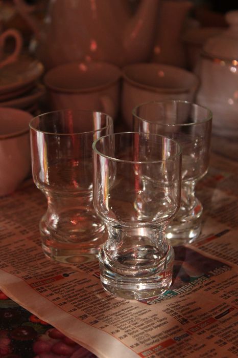 2 Стъклени сервиза/комплекта  стъклени чашки