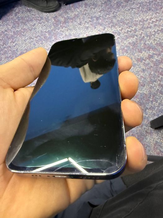 Сотилади iphone13pro