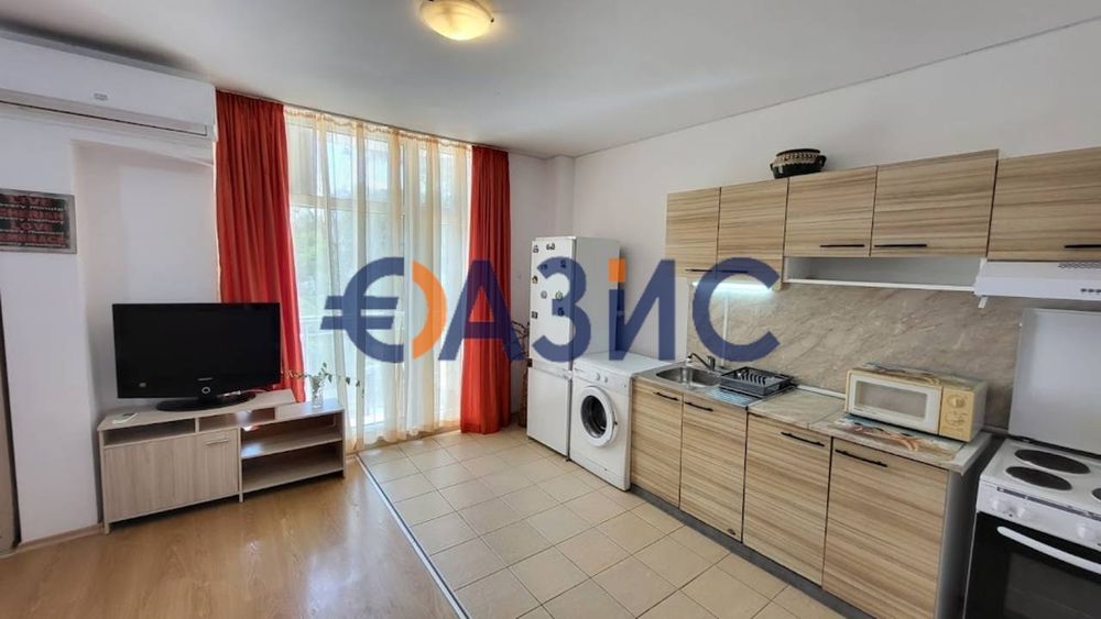 Продава се Тристаен апартамент в к.к. Слънчев бряг - 86 кв.м за 552 €/кв.м - Снимка #12