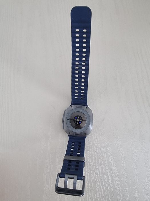 Продам часы Galaxy Watch Ultra