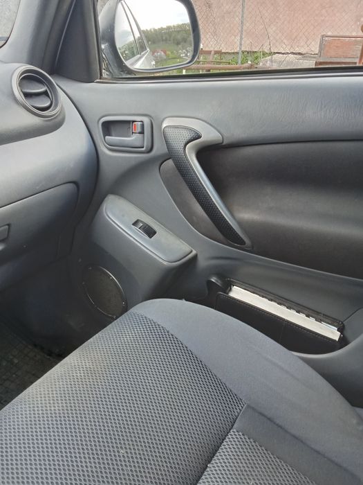 Vând Mașina de teren