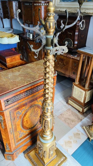 Cuier Vintage Lemn Masiv Bronz Antic