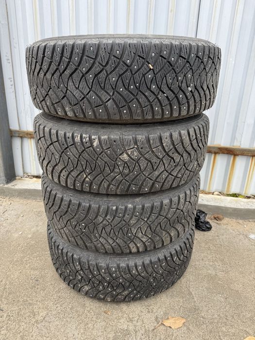 Зимние шины с дисками 195/65/15
