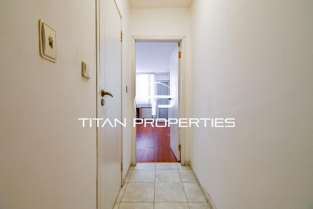 Дава се под наем Двустаен апартамент в София, Изток - 70 кв.м за 500 € - Снимка #11