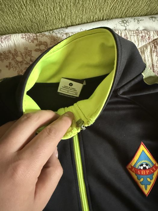 Мастерка ФК Кайрат