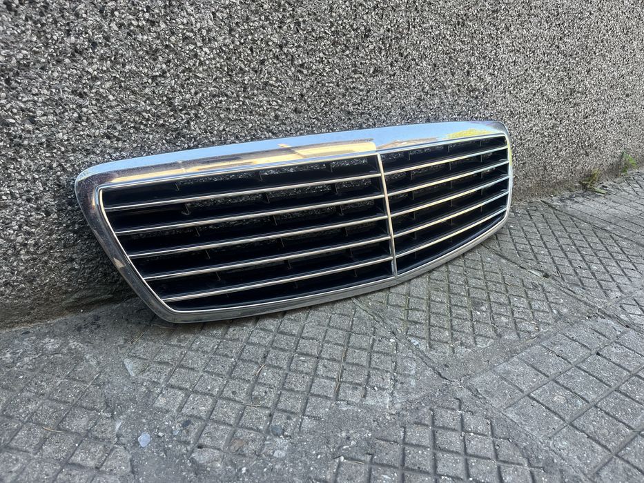Решетка Mercedes W211 2003-2006