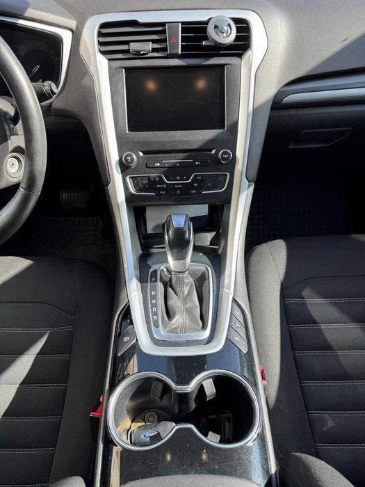 Vând Ford Mondeo 2016