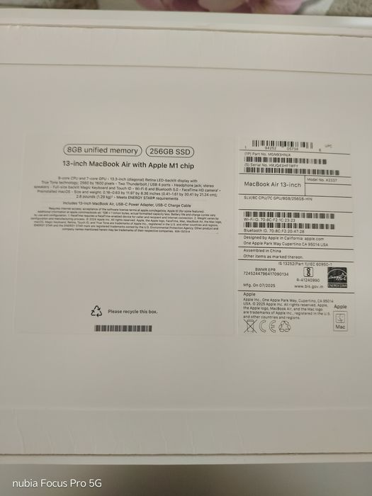 Продам MacBook Air M1