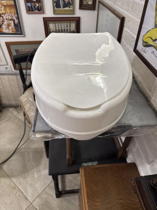 Детско помощно тоалетно столче