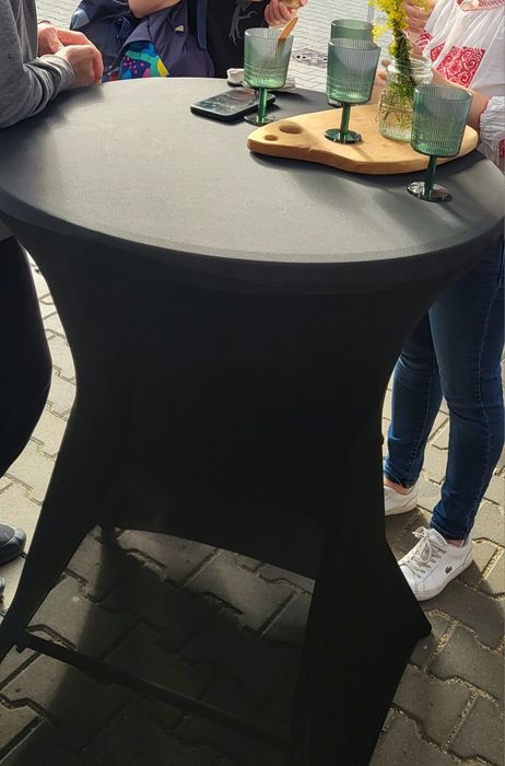 Mese de cocktail cu husă neagră de închiriat