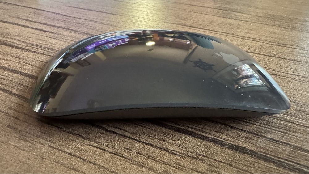 Продавам Magic Mouse (USB-C)