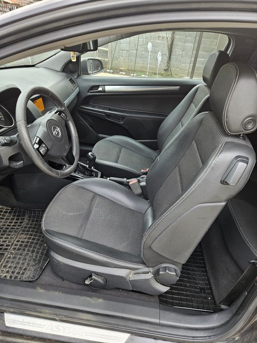 Vand Opel Astra H GTC diesel 1.9 CDTI, 150 CP.