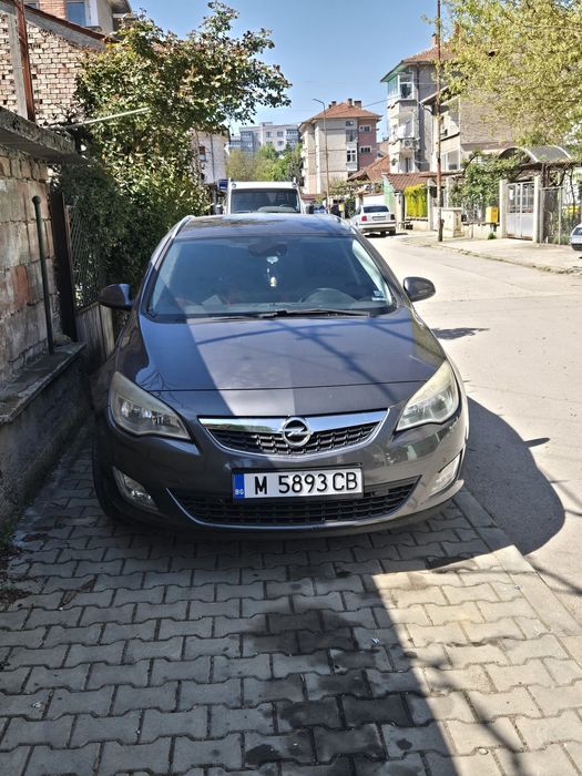 Opel J 2011г.110 коня