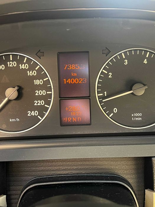 MERCEDES-BENZ A-Class 2009 — imagine 5