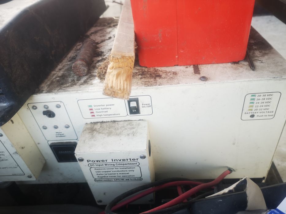 Vând invertor convertor  IL-PPI-10HP