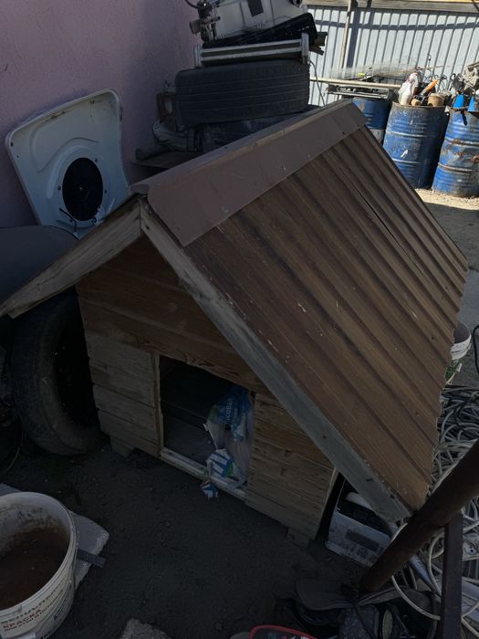 Собачья будка продаётся