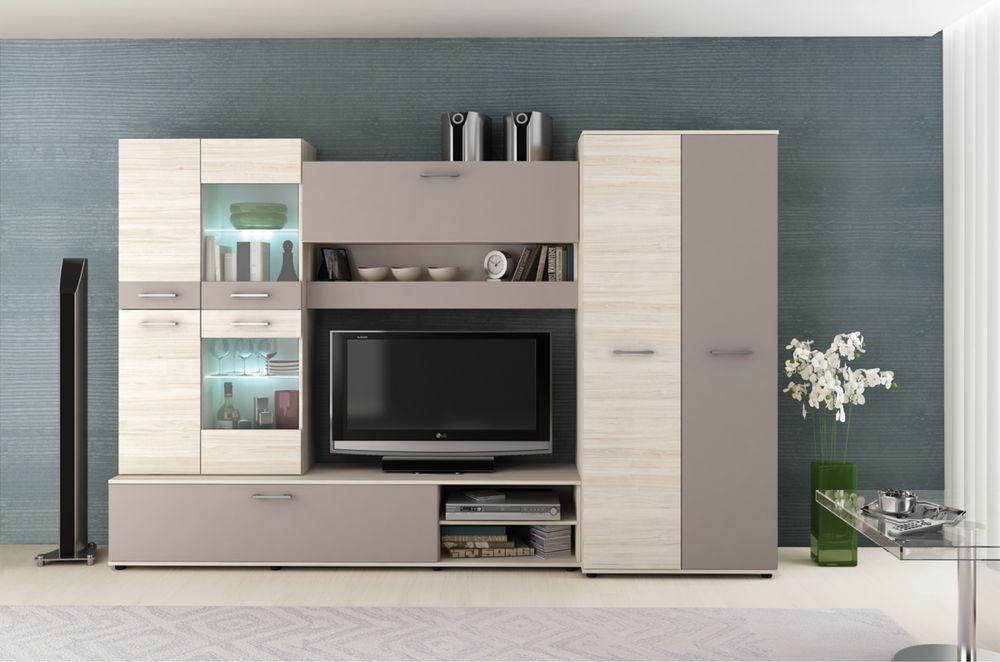 Секция с гардероб