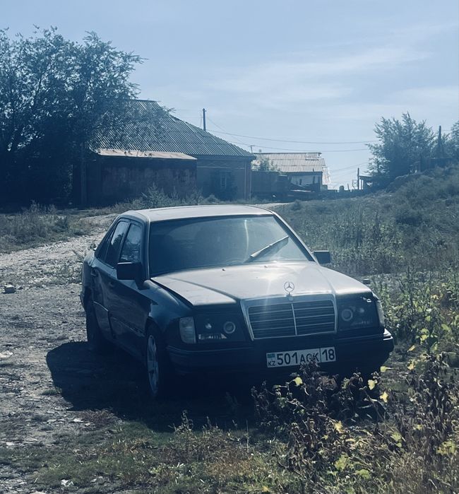 Мерседес 124 2.3
