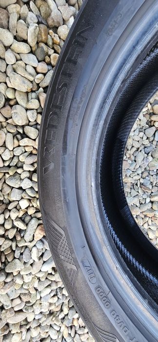Anvelopa  Firestone 215/70 R15C 109/107 Lassa Vredestein 225/50 R17 98