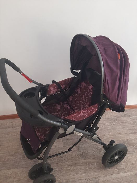 Срочно продам коляску