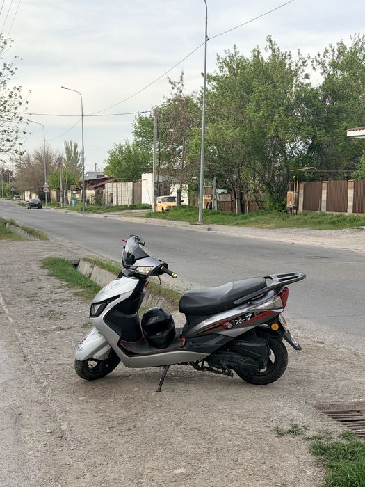 Скутер м 8 доки в порядке