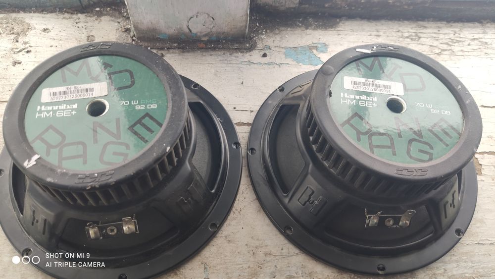 Продам колонки с подиумами