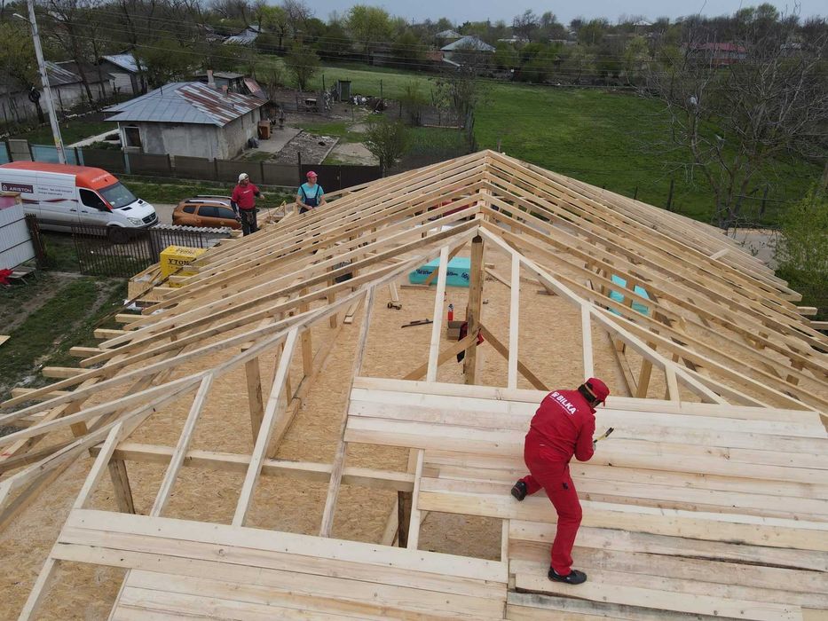 Montam acoperisuri de la A la Z si Reparatii de urgenta