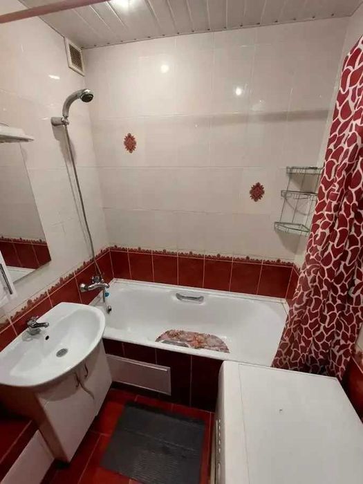 Дава се под наем Двустаен апартамент в София, Център - 63 кв.м за 408 € - Снимка #1