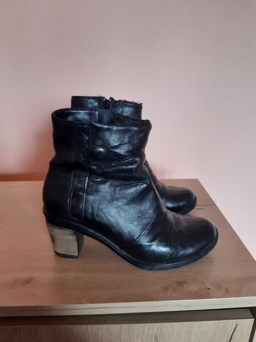 Боти, дамски естествена кожа на ток с вълна