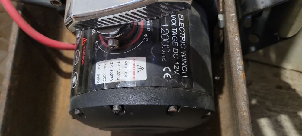 Лебедка автомобильная