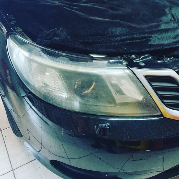 Polish Faruri. Folie Protectie .Transparenta Polimer.