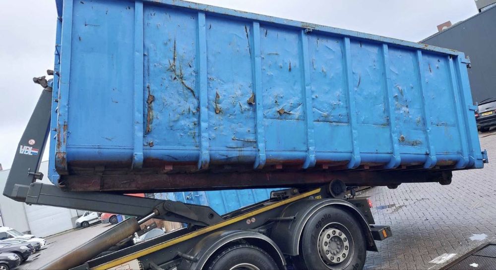 Abroll container pentru camioane