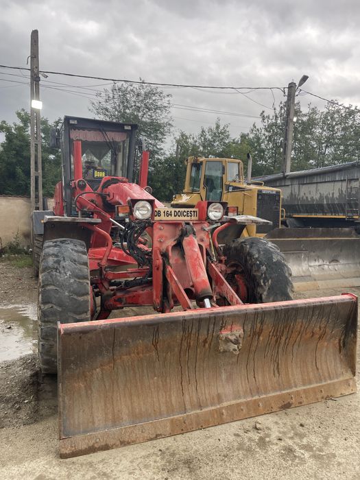 Vand sau inchiriez autogreder O&k F156  greder