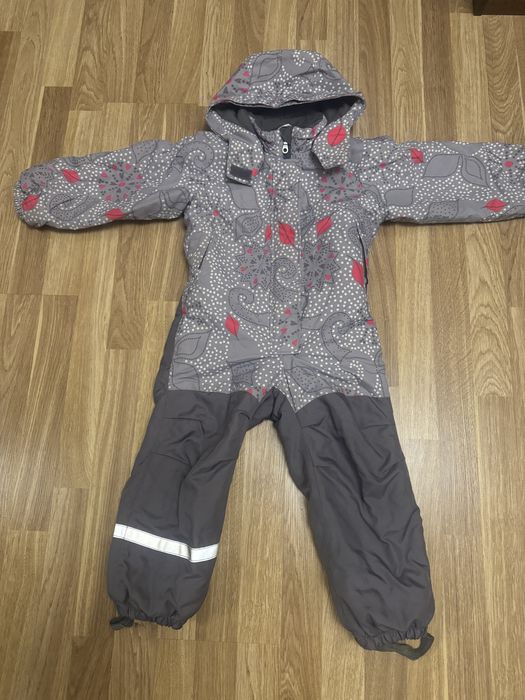 Зимние комбенизоны для девочки .