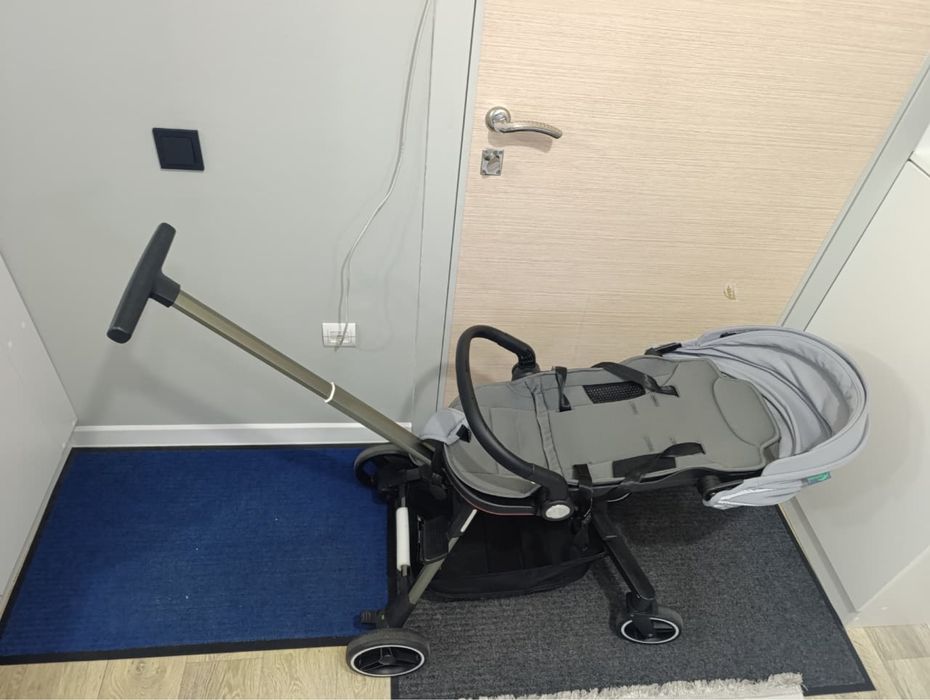 Продам коляску почти новая