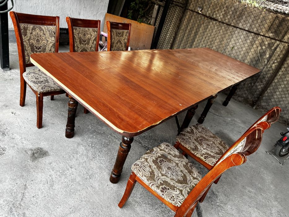 Продается 2 стол со стулями Шымкент