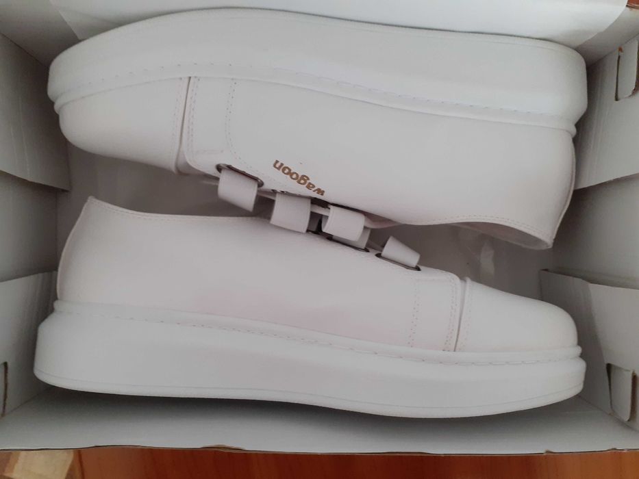 Adidasi pantofi casual