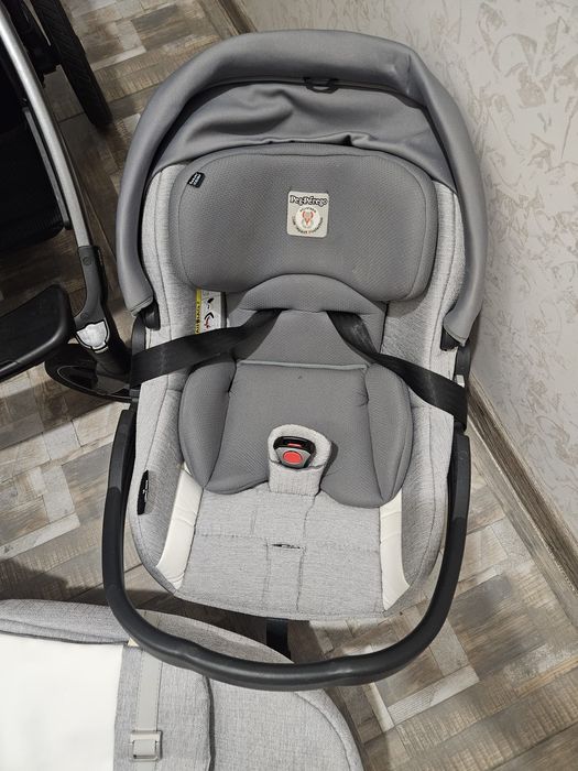 Продавам - детска количка 3 в 1 Peg Perego Book S