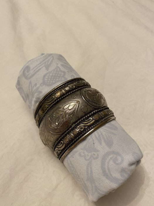 Продам браслет посеребрянный