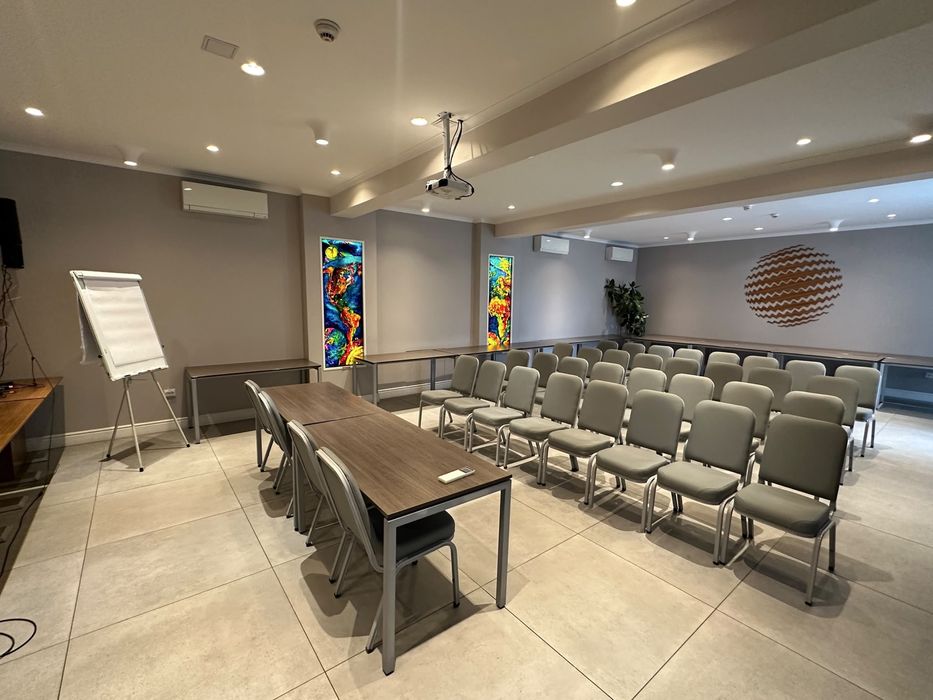 Inchiriez sala conferinte evenimente private