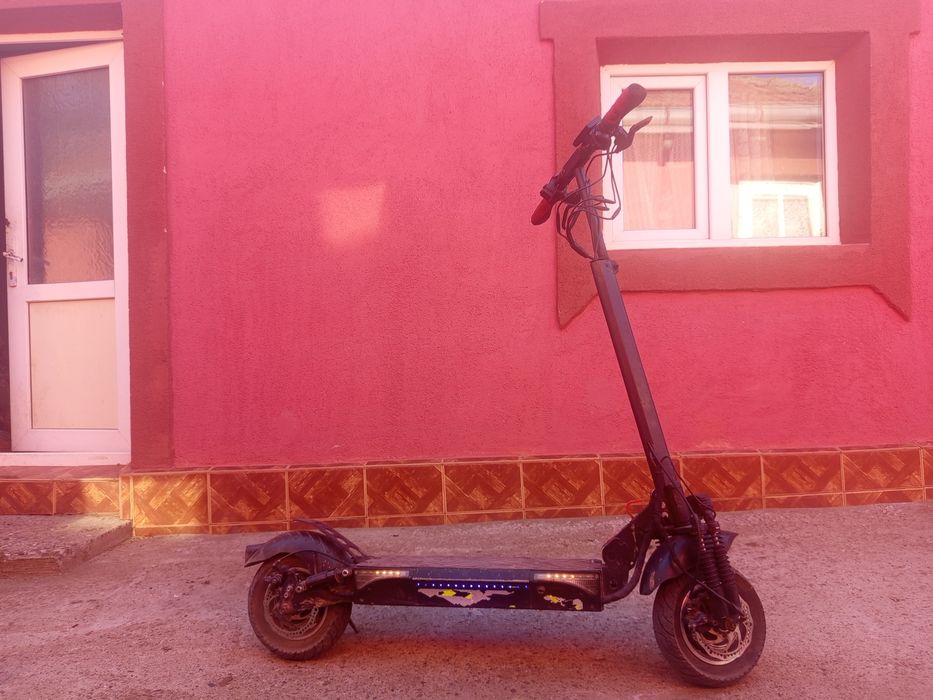 Vând/Schimb Trotineta electrica Smartgyro crossover x2 pro