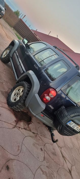JEEP Cherokee 2006 — imagine 3