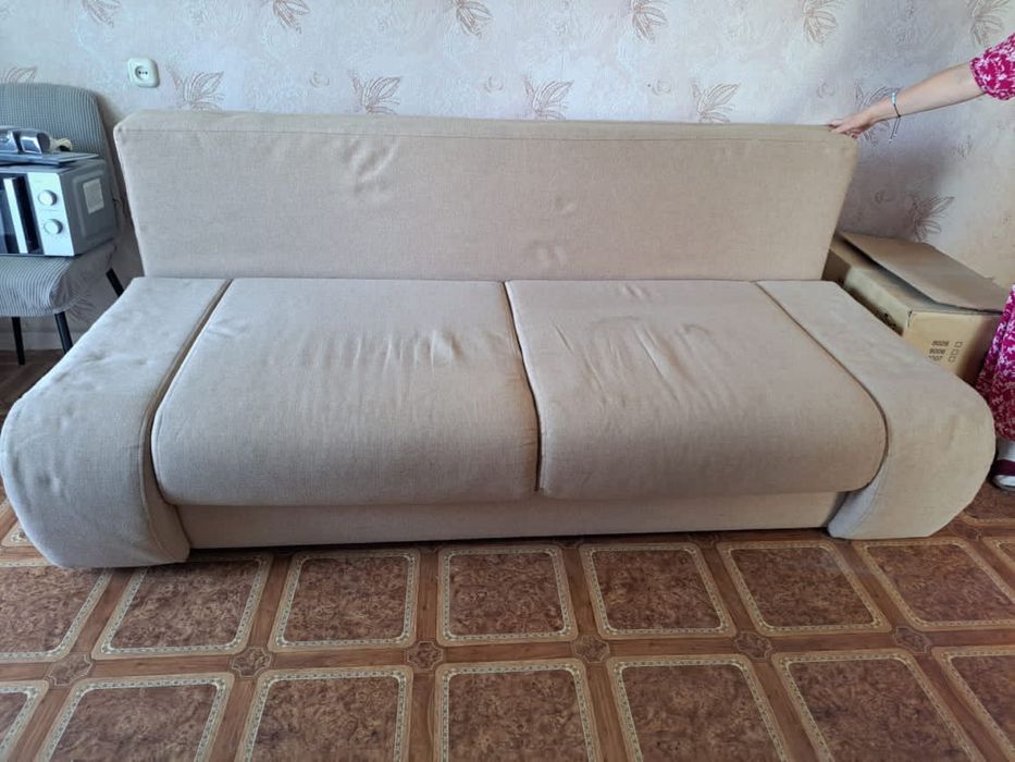 Продам диван в хорошем состоянииии