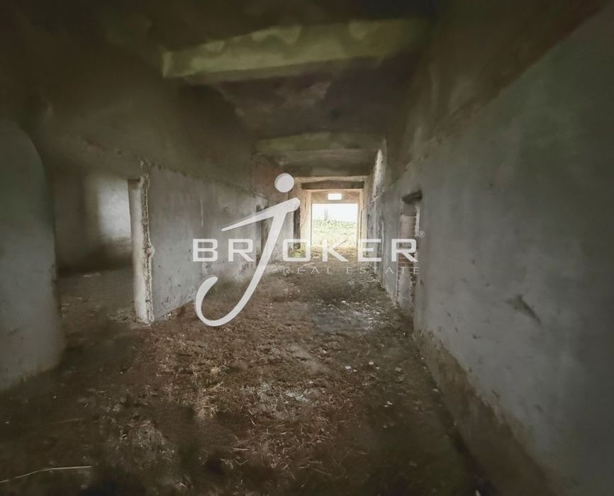 Пром. помещение в Хасково, област-с.Конуш