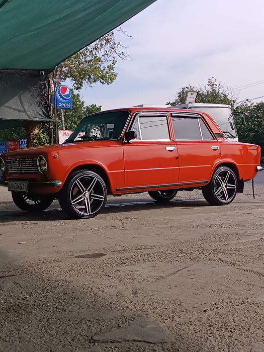 Сотилади ваз-21011