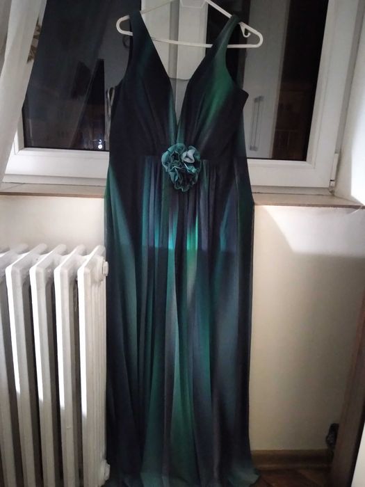 Vand rochii de seara
