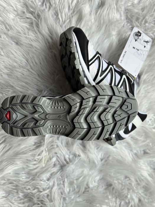 Salomon marime 43