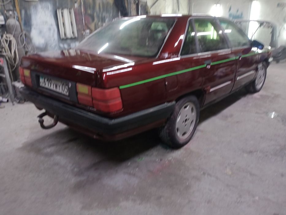 Продам ауди 100 с3