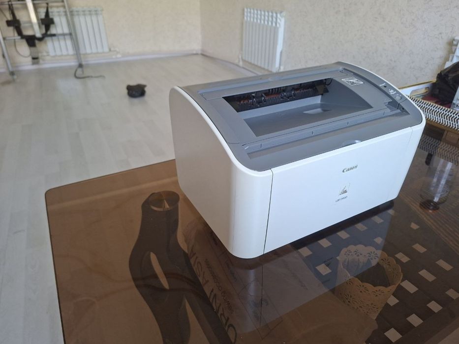 Принтер canon lbp 2900 sotiladi