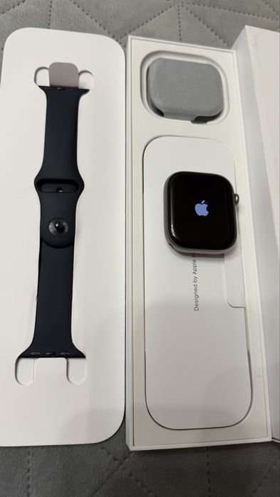 Apple Watch Series 11 46mm Space Gray